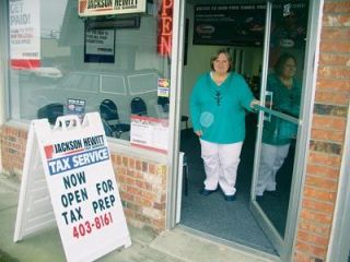 Carolyn Fobes manages the new Jackson Hewitt office at 403 N. Olympic Ave.