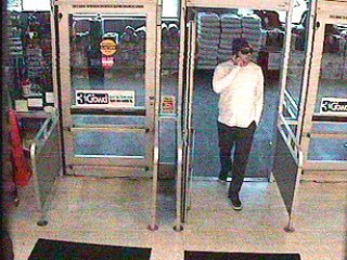 Marysville Police are seeking the public’s help in identifying this man who robbed the U.S. Bank