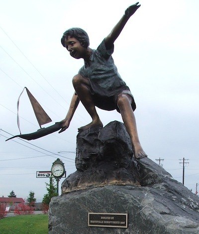 The now-missing statue at Ebey Waterfront Park.