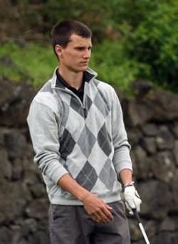 David Fugate lines up a shot during the state championships in Spokane on May 22.