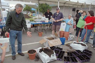 Master Gardener Ciscoe Morris